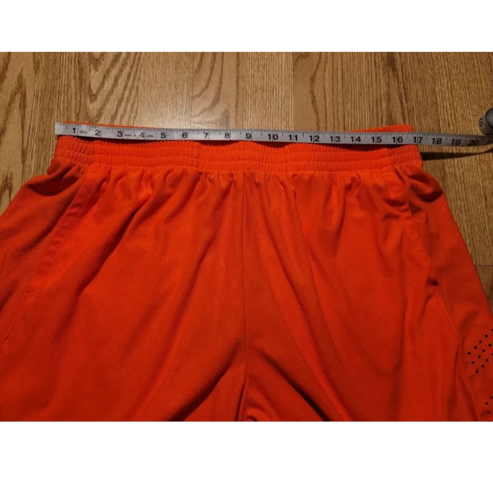 Reebok Basketball Men's Shorts Size: XL Athletic